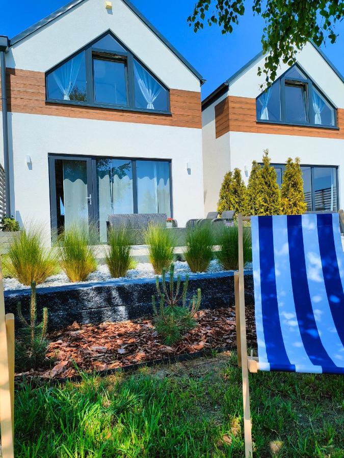 Slonce I Woda Domki Caloroczne, Klimatyzacja, Podgrzewany Basen, Bezplatny Parking Łeba Exterior foto